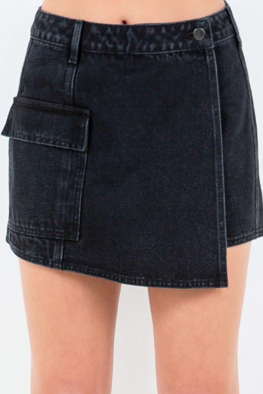 Black American Bazi Cargo Pocket Mini Skort