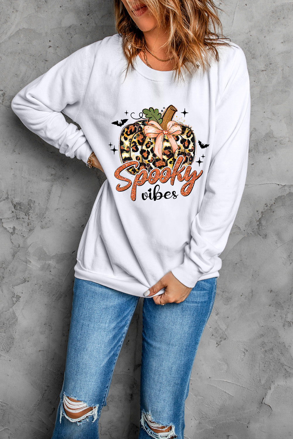 Beige Spooky Leopard Pumpkin Print Crew Neck Graphic Sweatshirt