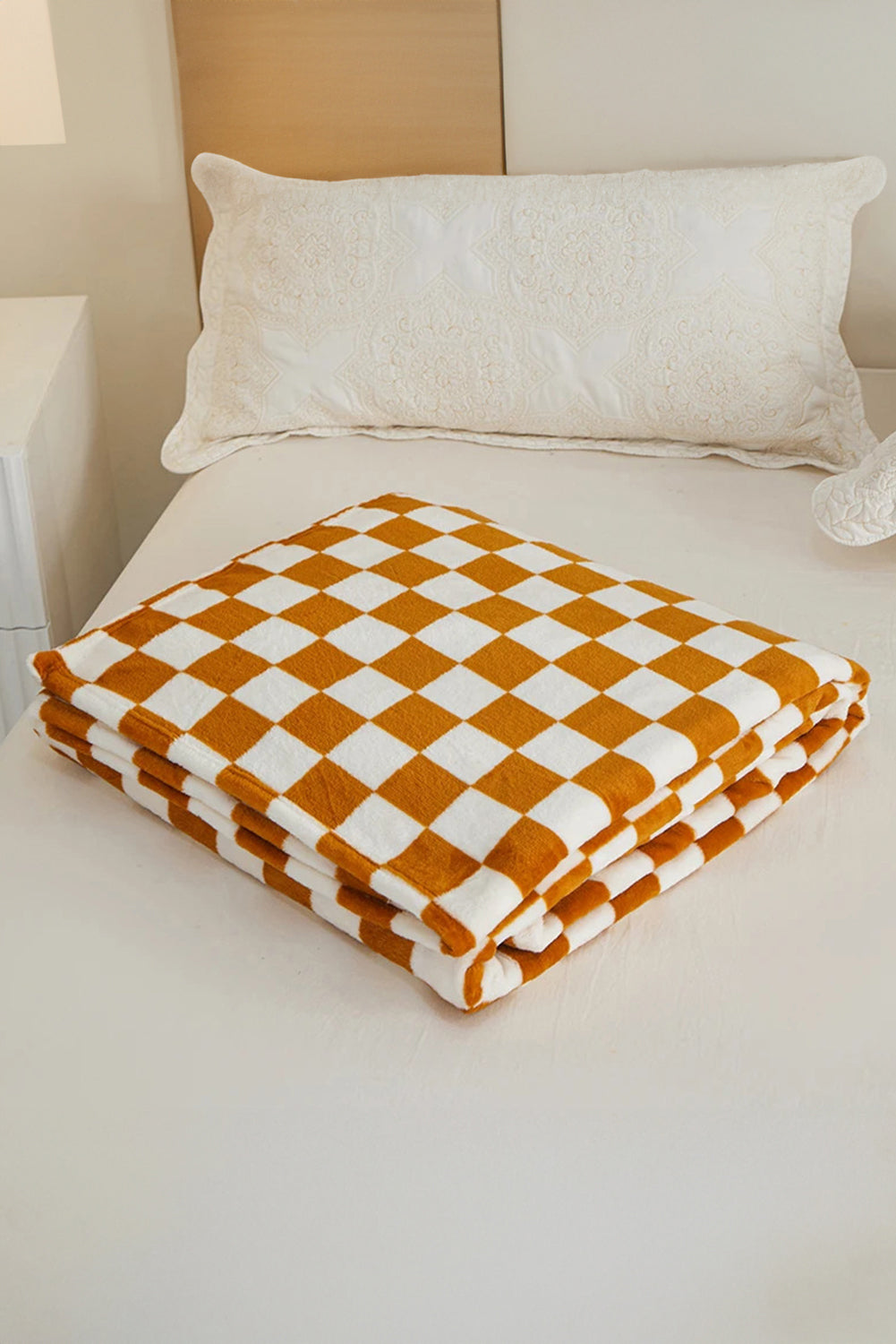 Black Checkerboard Printed Soft Throw Blanket