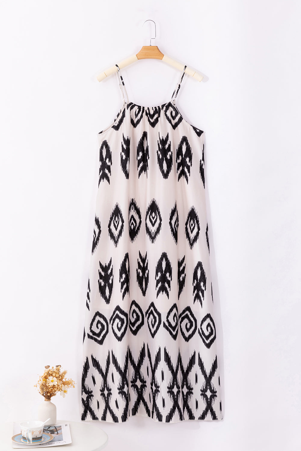 Black and White Geometric Printed Spaghetti Strap Sundress